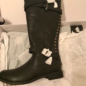 Boots Size 7 1/2